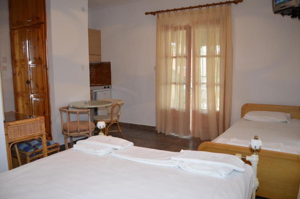 Hotel Rigakis Пефкохори Стая снимка