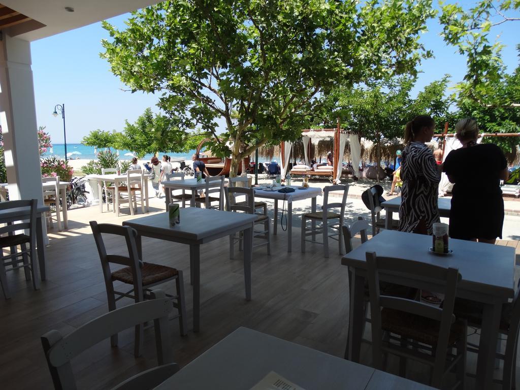 Hotel Rigakis Пефкохори Екстериор снимка