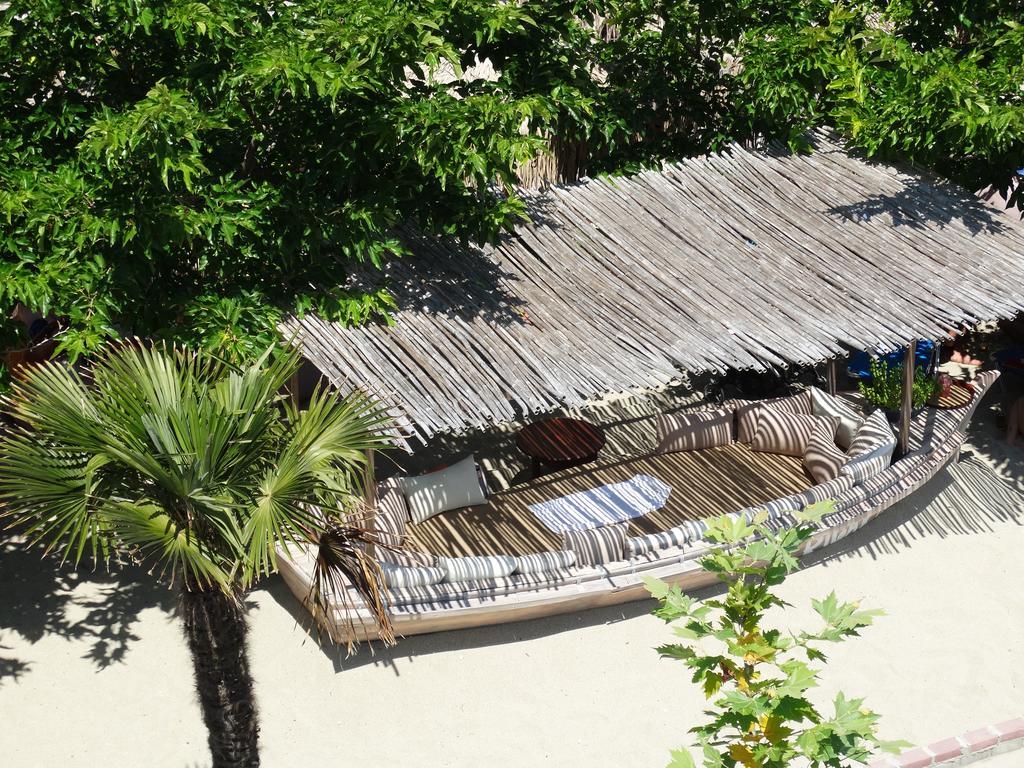 Hotel Rigakis Пефкохори Екстериор снимка